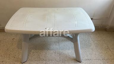 3 tables à 120d