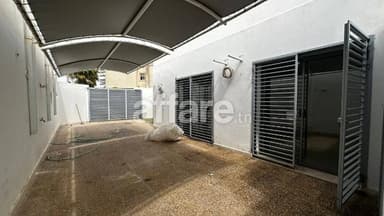 RIADH EL ANDALOUS TRIPLEX DE HAUT STANDING À LOUER
