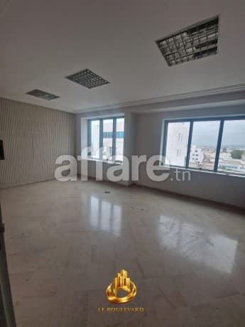 À Louer Appartement à usage bureautique à Nabeul Centre