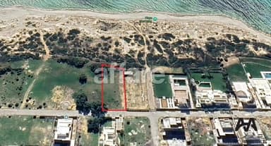 Terrain 826 m² à Jinene Beni Khiar