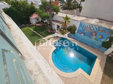 Etage de villa meublé s3 avec terrasse à La Soukra MEL0597