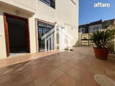  un appartement S1 en rez-de-chaussée avec terrasse