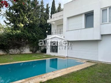 Villa S4 avec piscine à La Marsa ZVL1254