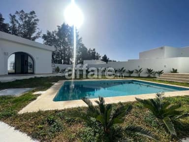 L647 Villa CLAIRE