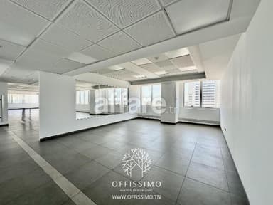 Burea open space Centre urbain Nord Haut standing