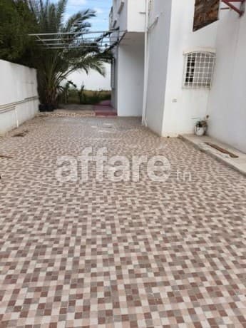 La location d une superbe villa de type S+4