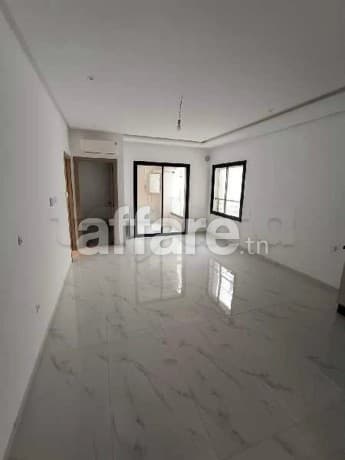 ENNASR 2 APPARTEMENT S+1 À LOUER