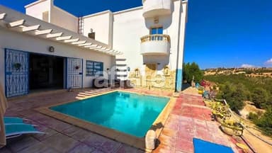 L648 Villa LIVIA