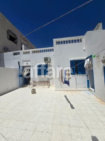 À vendre Maison individuelle à Chott Meriem