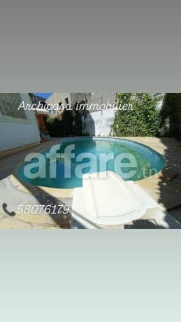 Une villa avec piscine à vendre