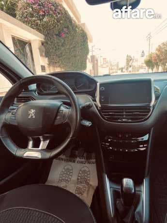 Peugeot 208 édition Roland Garros 