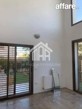 un duplex S4 avec jardins