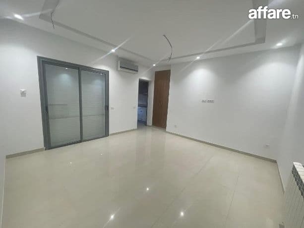 A louer  Luxueux Appartement S+0 jamais habité 