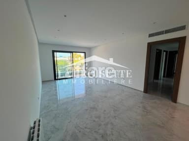 Appartement s+3 à La Marsa MAL2323