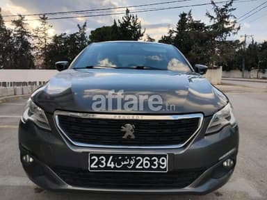 PEUGEOT 301 PREMIÈRE MAIN EN EXCELLENT ÉTAT