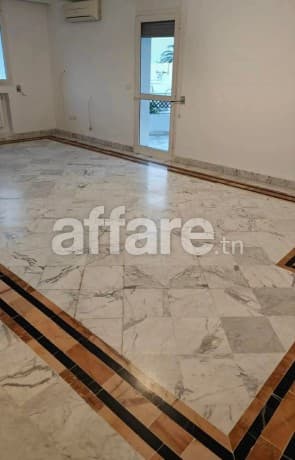MENZAH 8 APPARTEMENT S+3 A LOUER