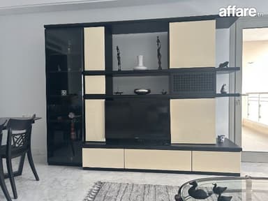 À vendre un grand meuble TV mural 