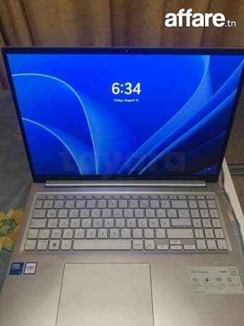 Asus Vivobook 16 
