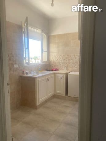 Appartement à usage commercial :Sfax-Bouzain