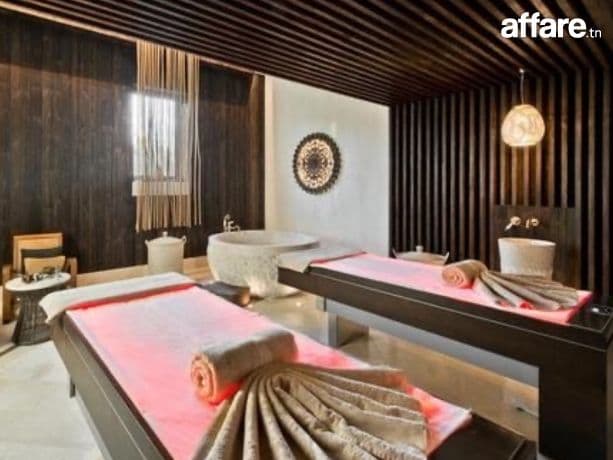 Un instant pour vous déposer  57 090 956