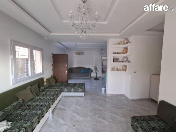 Maison d’angle neuve 2025 avec jardin, garage et étage inach