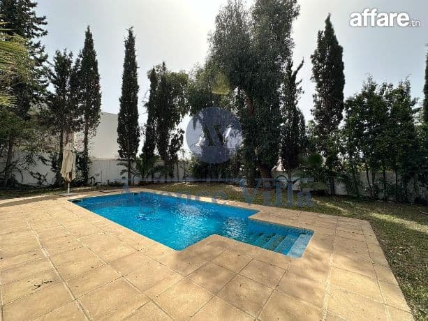 une villa s6 à gammarth 