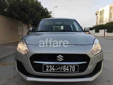 SUZUKI SWIFT PREMIÈRE MAIN EN TRÈS BON ÉTAT