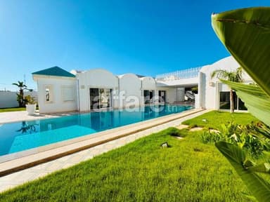 V648 Villa ARENA
