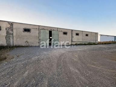 À louer Dépôt de stockage et de distribution de 1 100 m² à M