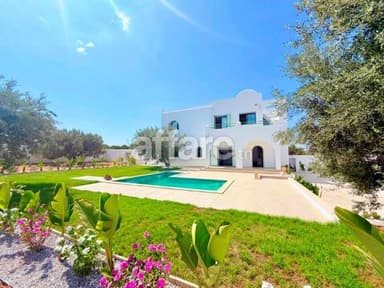 V664 Villa MERCURE