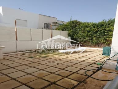 Appartement S+3 avec jardin à La Marsa MAL2335