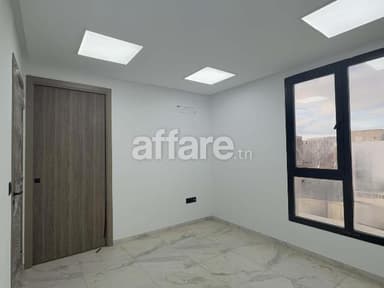 BUREAUX À LOUER LAOUINA H+1 IMMEUBLE NEUF