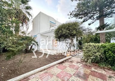 Villa avec jardin à La Marsa ref RH078