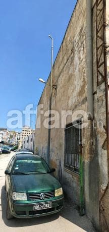 Bâtiment professionnel de 458 m² à Tunis