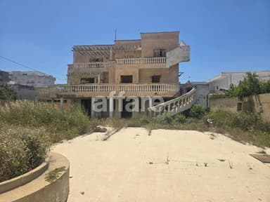 Terrain 1040 m² commercial R+6 à El kantaoui