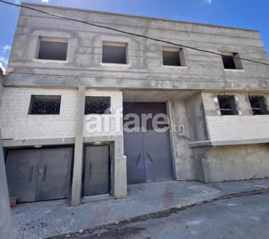 Immeuble R+2 et Dépôt 200m² et Sous-sol Sidi Thabet