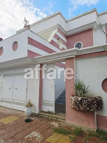 Villa prestigieuse à Sahloul 4