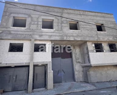 IMMEUBLE R+2 + DÉPÔT 200 M2 + 3 APPARTEMENTS SIDI THABET