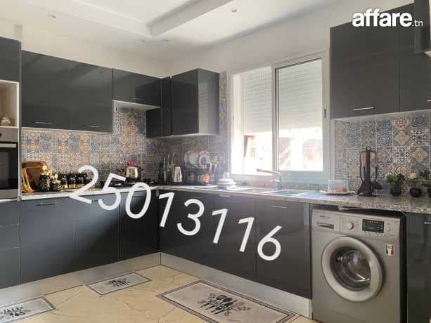 فيلا من اربع طوابق للبيع بدار فضال سكرة 