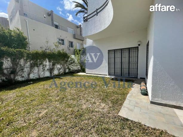 une villa s5 à la soukra avec jardin 