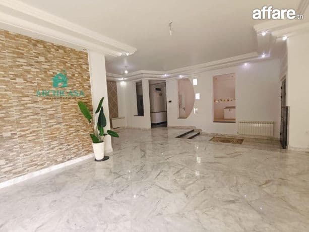 Une villa à louer à rades