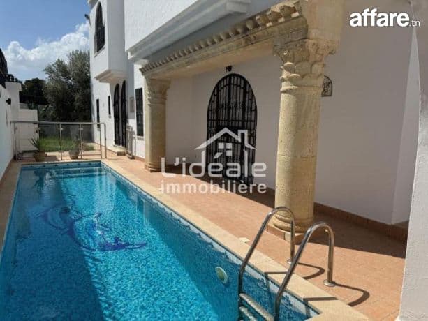 À louer à l’année villa avec piscine à Hammamet