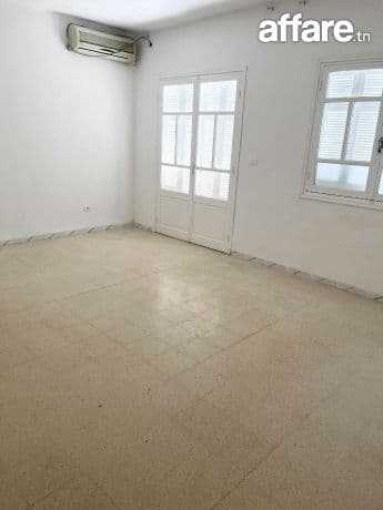 Appartement au 2eme etage a cite Sahafa cite la Ghazela 