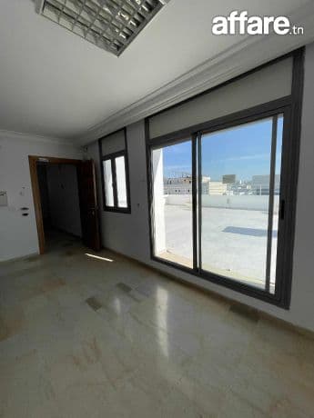 3 Etages bureautiques a louer à Alain Savary 