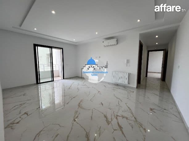 à louer un appartement S+2 dans une résidence R4 à Sahloul 4