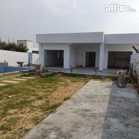 AV villa fini avec piscine à hammamet sud 