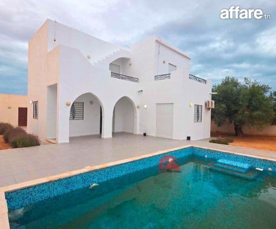 A louer villa sans meubles à Houmt Souk Djerba