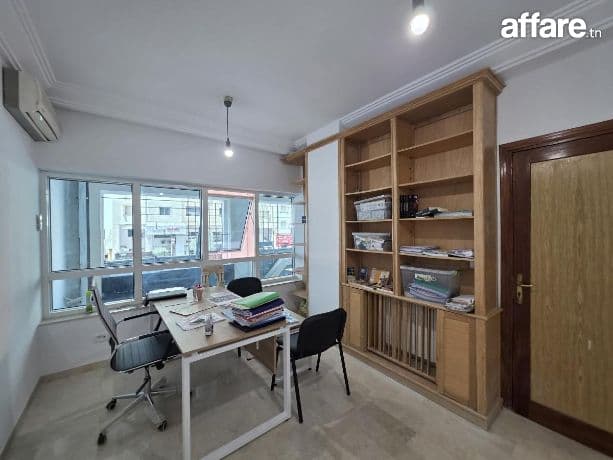 A louer un bureau privé à Ennasr 2 