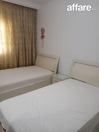 À vendre – Meubles en bon état 