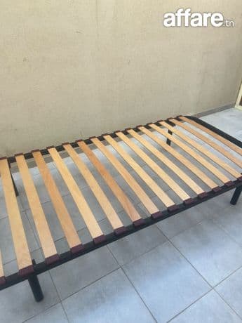 A vendre lit d’appoint et matelas 